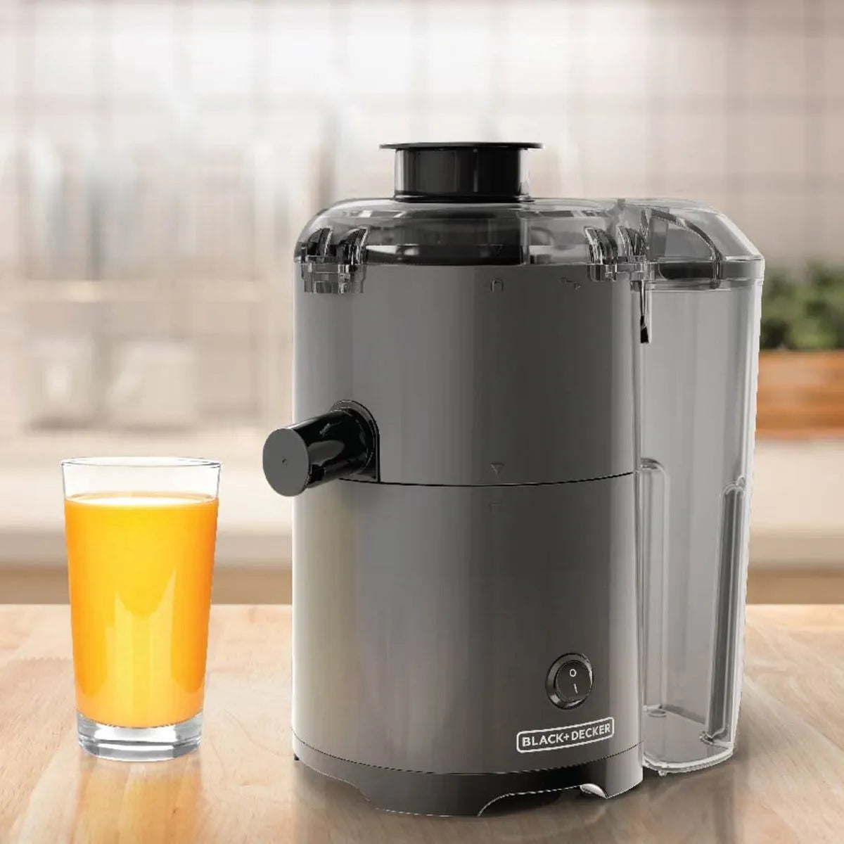 Extactor Silencioso Black+Decker para frutas y verduras